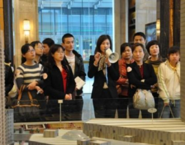 弥渡卖房小姐姐,用真诚与热情打造房产销售新风尚